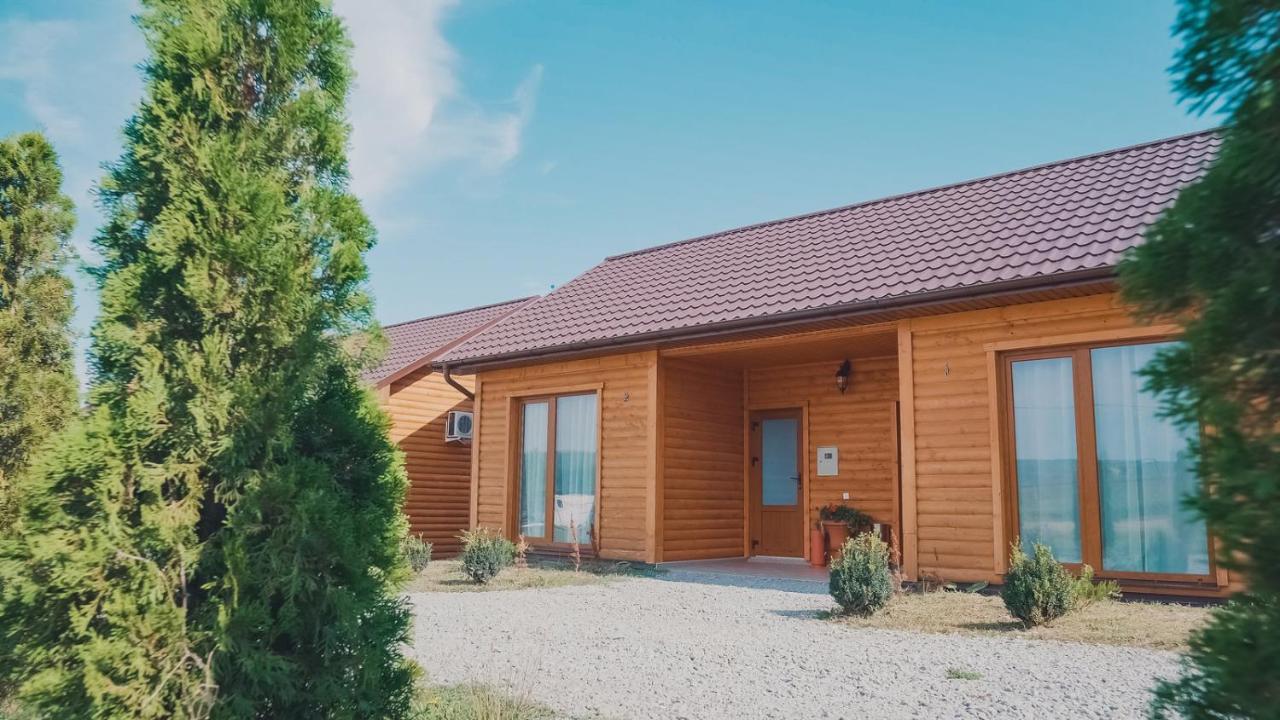 Hotel Yacht Club Mayak Dnistrivka Eksteriør billede